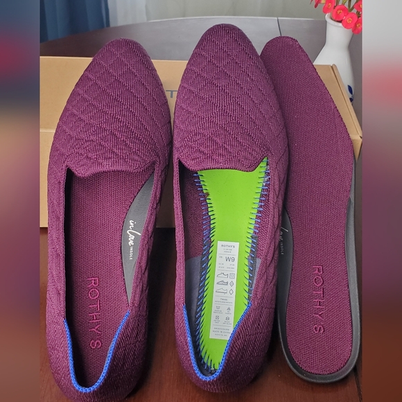 ROTHY'S THE ALMOND LOAFER QUILTED PLUM - Picture 6 of 9